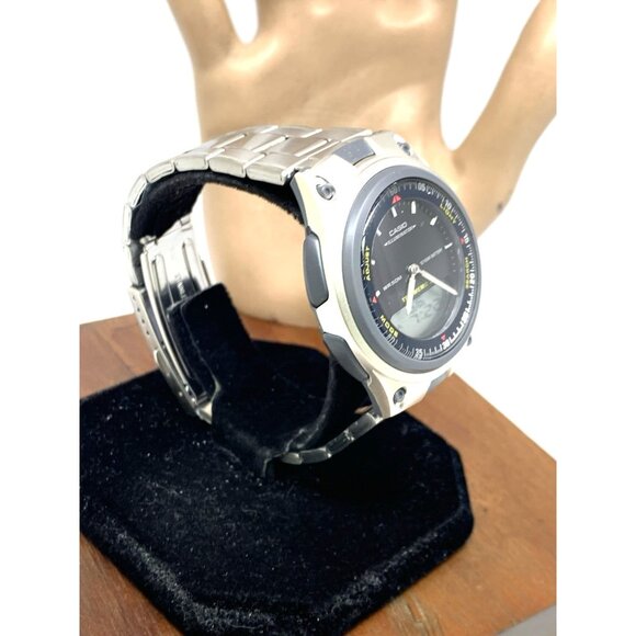 Casio Mens Watch AW80D Illuminator Quartz Black Analog Digital Silver Steel 2747 - Picture 2 of 16